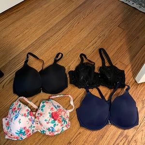 Lot of 4 Soma bras